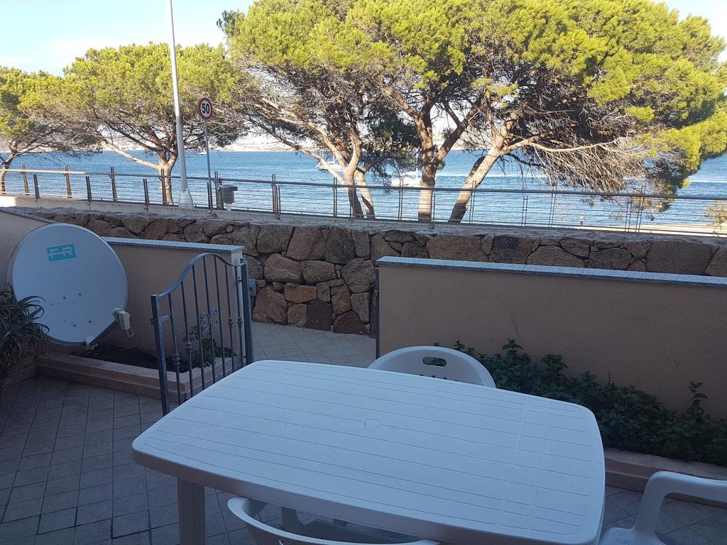 Appartamenti Le Gemme Palau Bagian luar foto