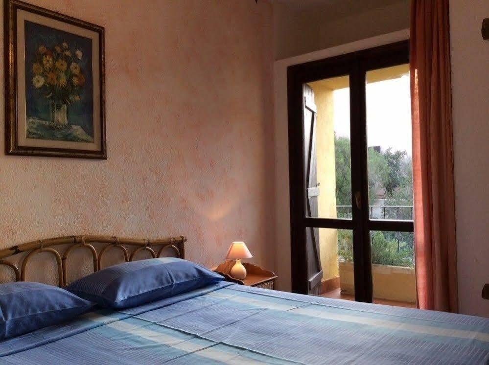 Appartamenti Le Gemme Palau Bagian luar foto
